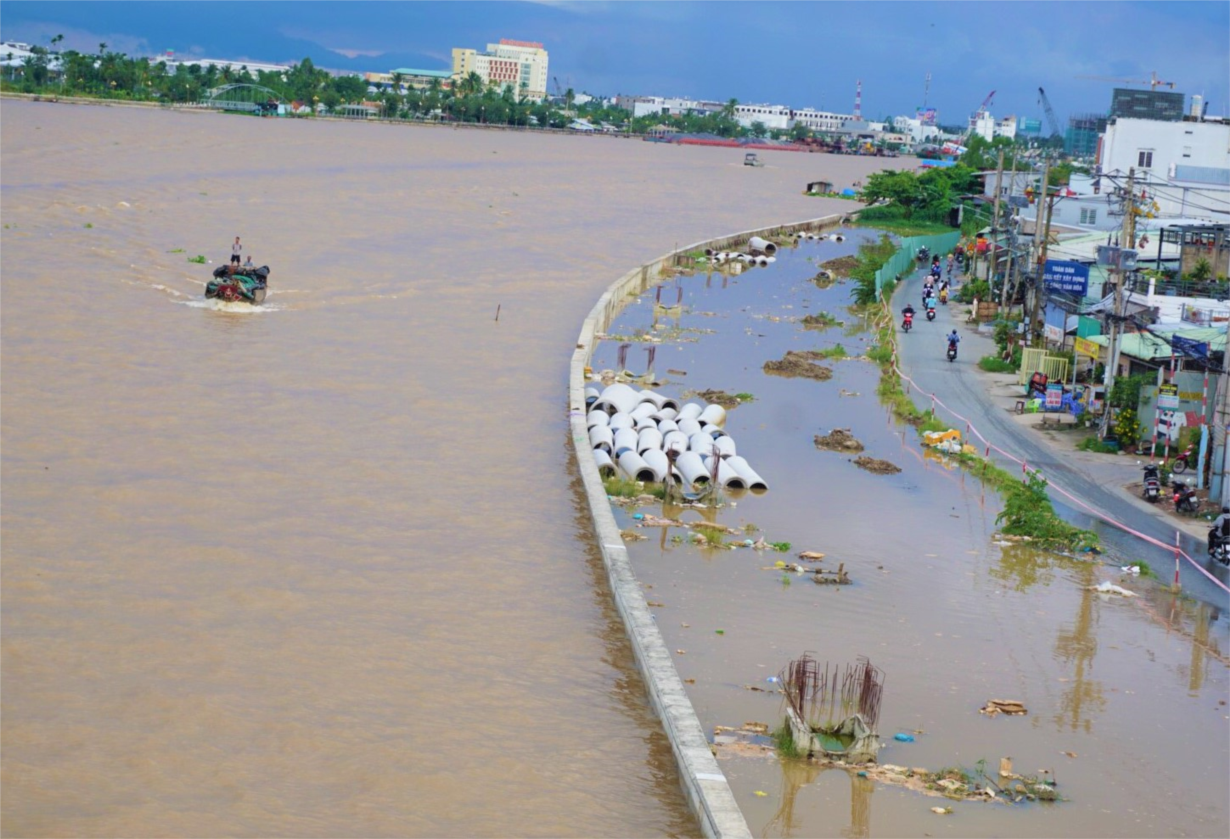 Cần Thơ: Quá chậm giải phóng mặt bằng, Dự án Kè sông ngàn tỷ bị “tụt dần” nguồn vốn tài trợ (02/3/2023)